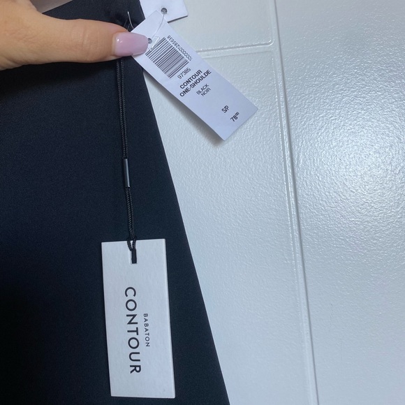 BNWT Small Aritzia Contour Dress - Picture 3 of 3